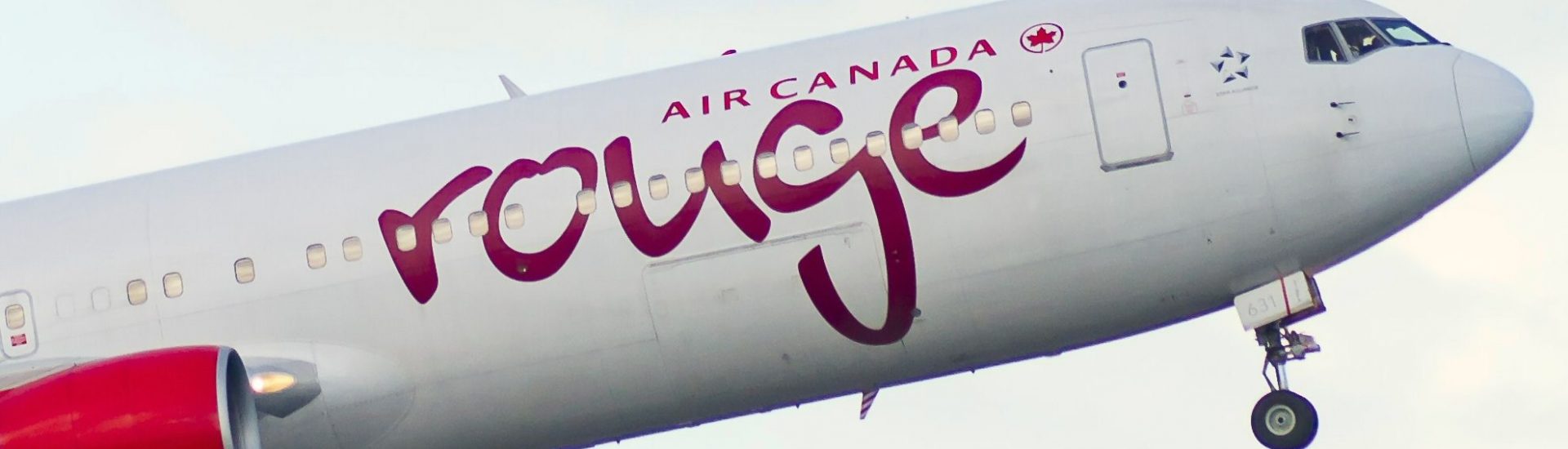 B767-300ER Air Canada Rouge C-FMWP