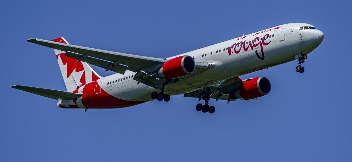 B767-300ER Air Canada Rouge C-GBZR