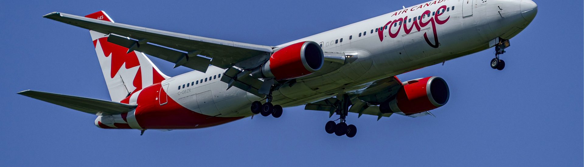 B767-300ER Air Canada Rouge C-GBZR