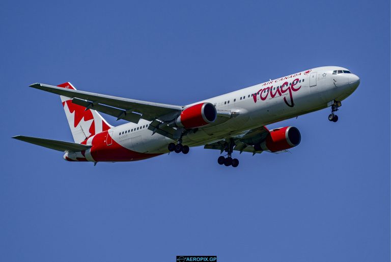 B767-300ER Air Canada Rouge C-GBZR