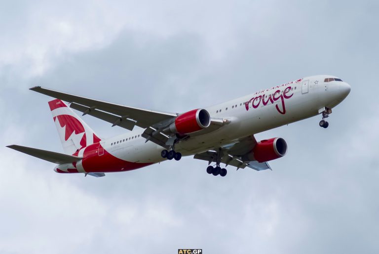 B767-300ER Air Canada Rouge C-GDUZ