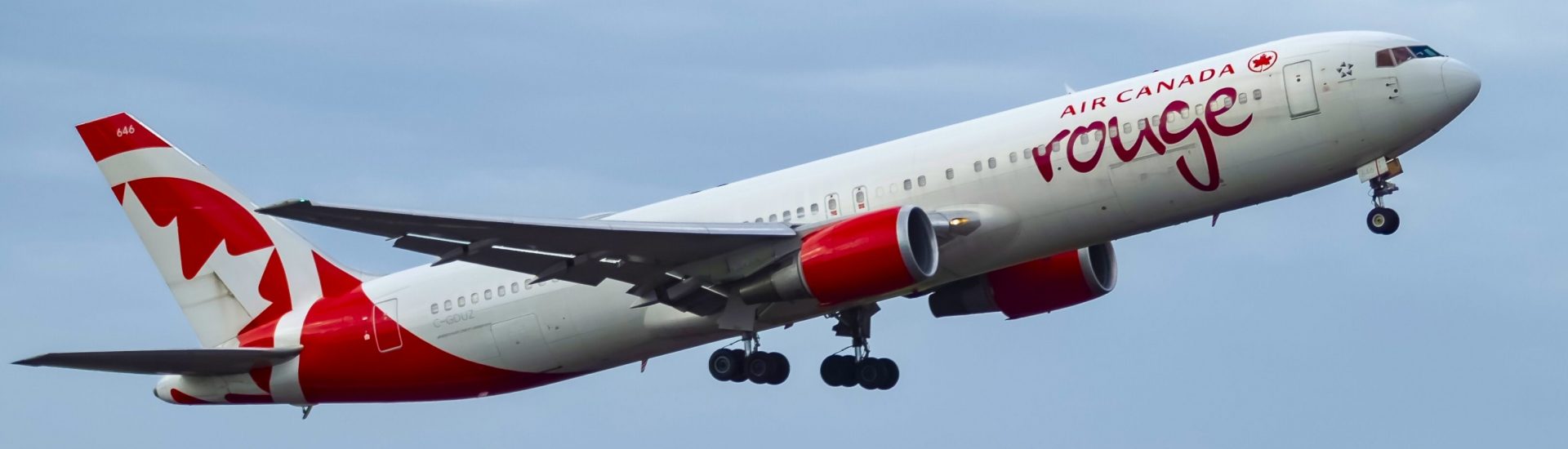 B767-300ER Air Canada Rouge C-GDUZ