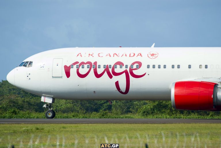 B767-300ER Air Canada Rouge C-GEOU