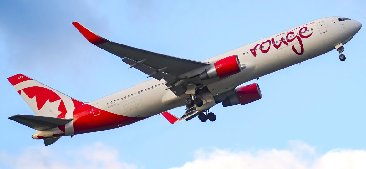 B767-300ER Air Canada Rouge C-GHPN