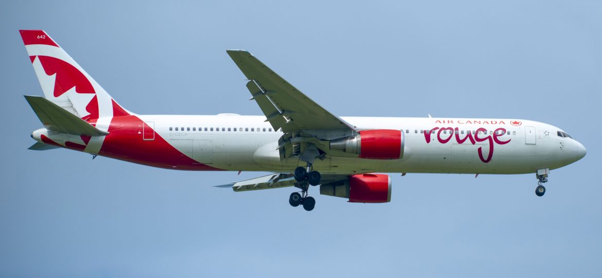 B767-300ER Air Canada Rouge C-GSCA