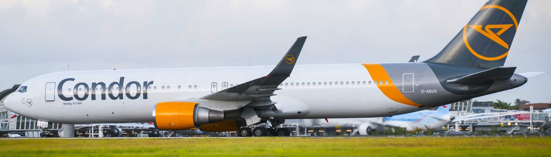 B767-300ER Condor D-ABUS