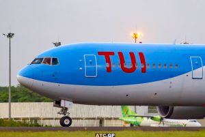 B767-300ER TUI PH-OYI