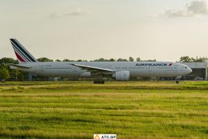B777-300ER Air France F-GSQE