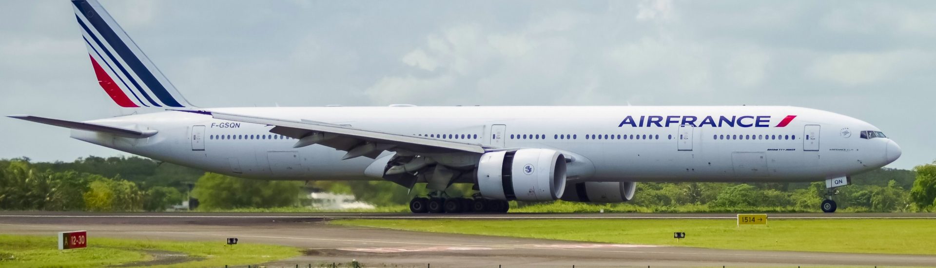 B777-300ER Air France F-GSQN