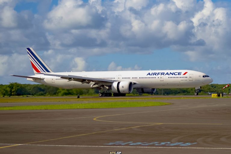 B777-300ER Air France F-GSQO