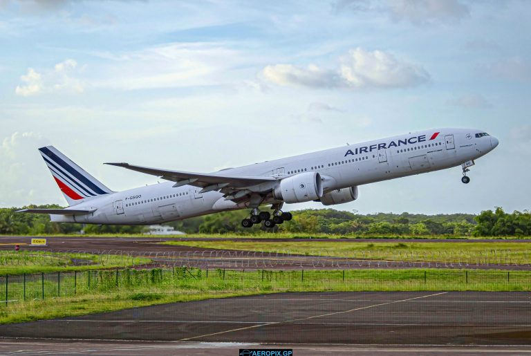 B777-300ER Air France F-GSQO