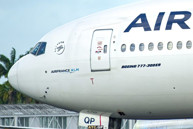 B777-300ER Air France F-GSQP