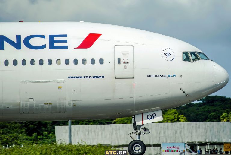 B777-300ER Air France F-GSQP