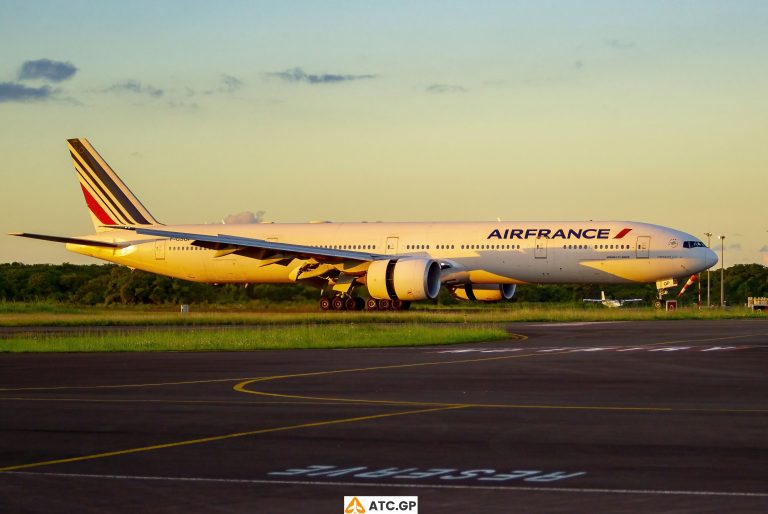 B777-300ER Air France F-GSQP