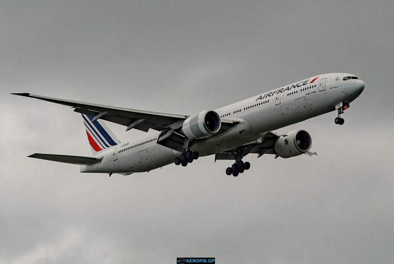 B777-300ER Air France F-GSQR