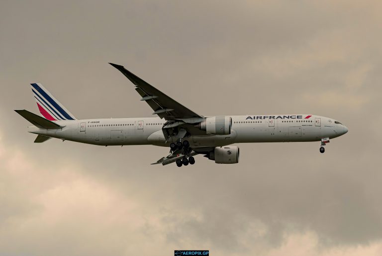 B777-300ER Air France F-GSQR