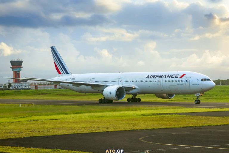 B777-300ER Air France F-GSQS