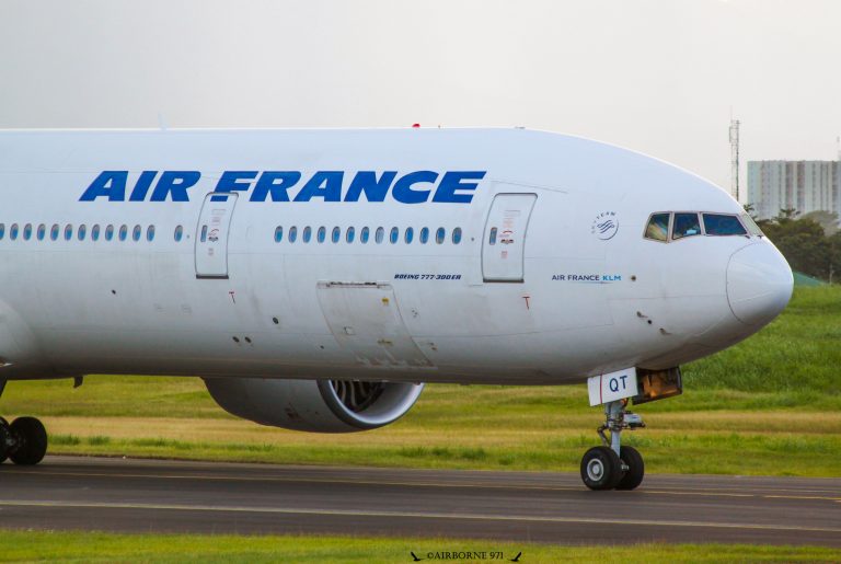 B777-300ER Air France F-GSQT