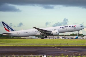 B777-300ER Air France F-GSQT