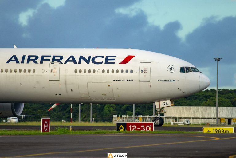 B777-300ER Air France F-GSQX