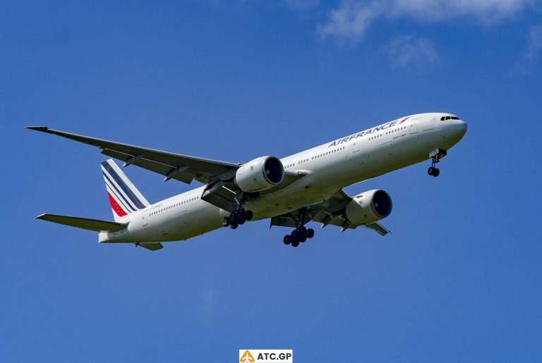 B777-300ER Air France F-GSQX