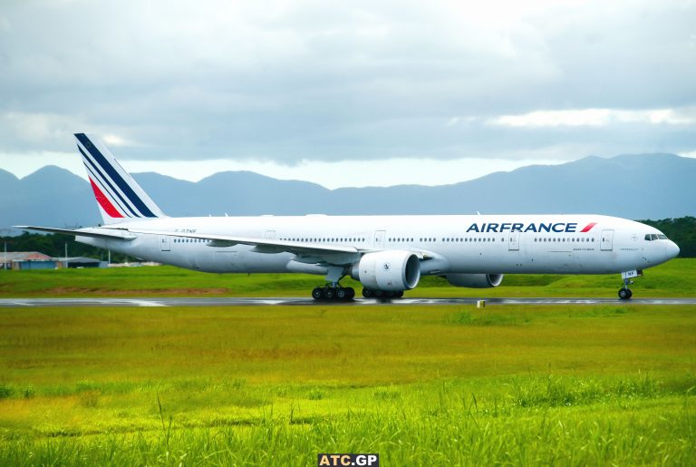 B777-300ER Air France F-GZNF