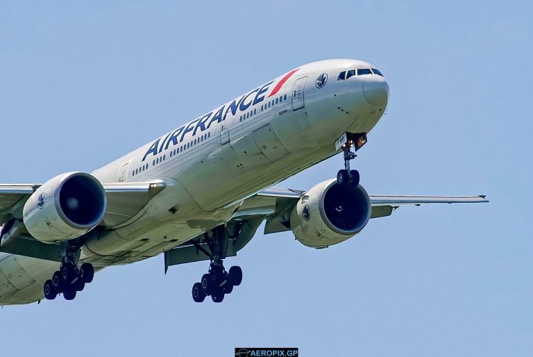 B777-300ER Air France F-GZNG