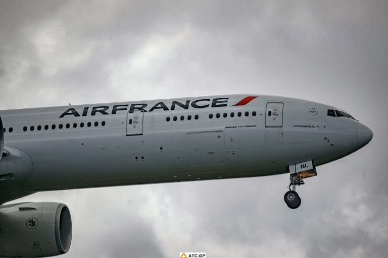 B77-300ER Air France F-GZNL