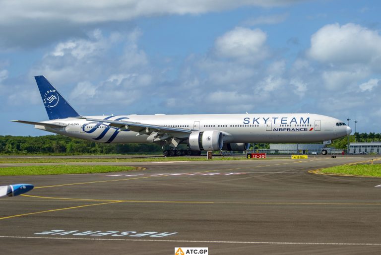 B777-300ER Air France F-GZNN