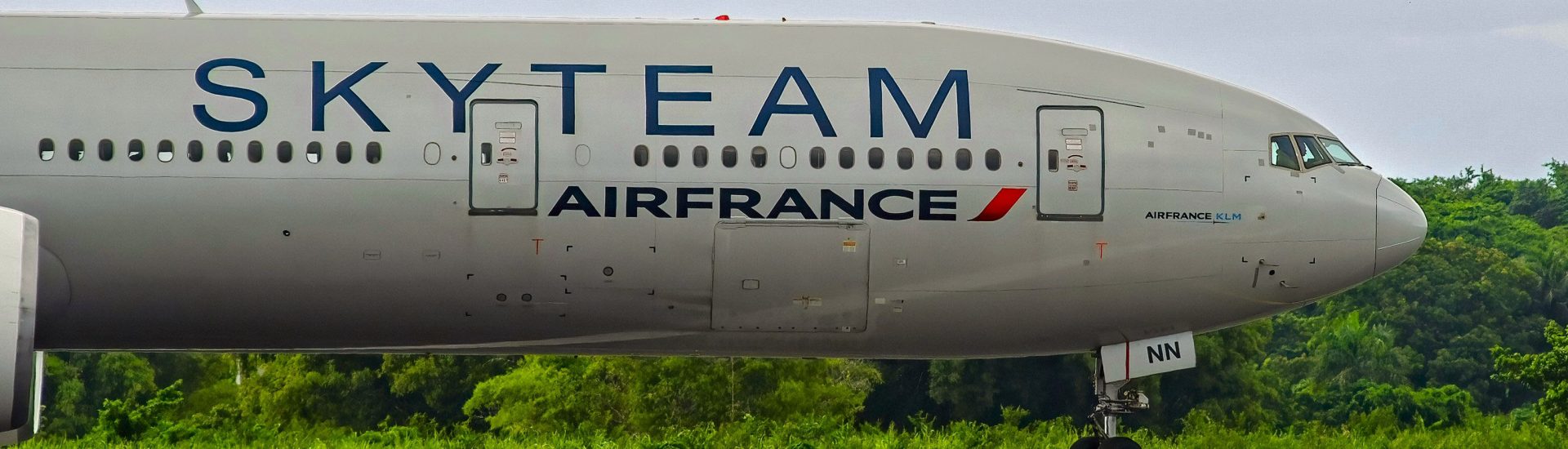 B777-300ER Air France F-GZNN