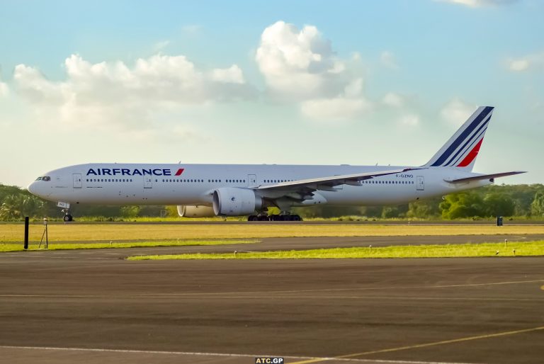 B777-300ER Air France F-GZNO