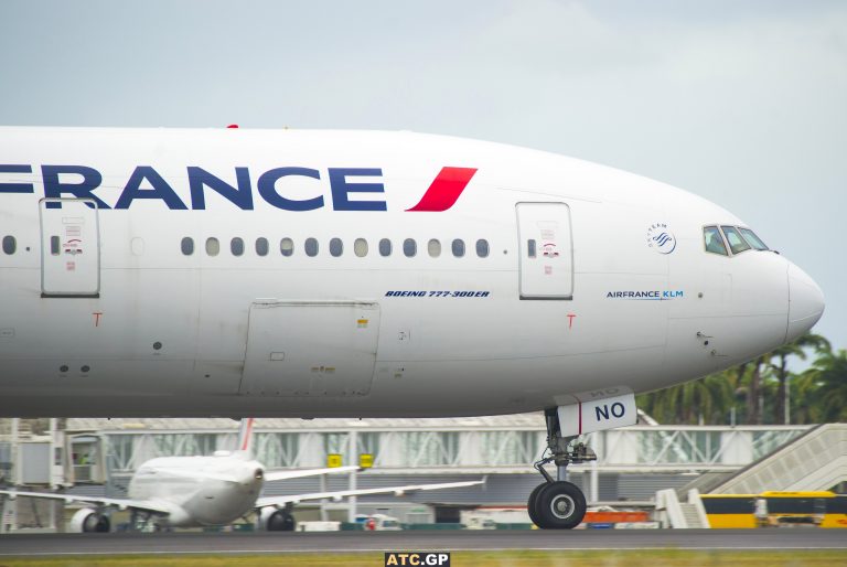 B777-300ER Air France F-GZNO