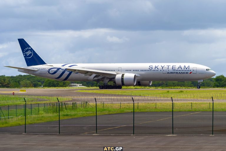 B777-300ER Air France F-GZNT