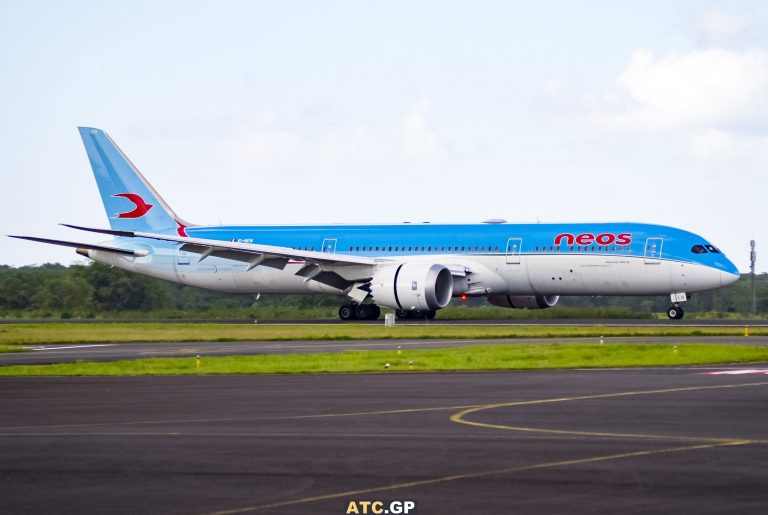 B787-9 Neos EI-NEW