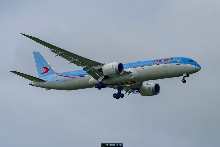 B787-9 Neos EI-XIN