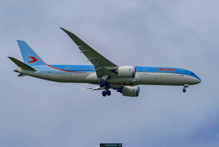 B787-9 Neos EI-XIN