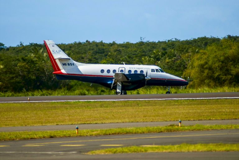 BAe-32 Sapair HI-851