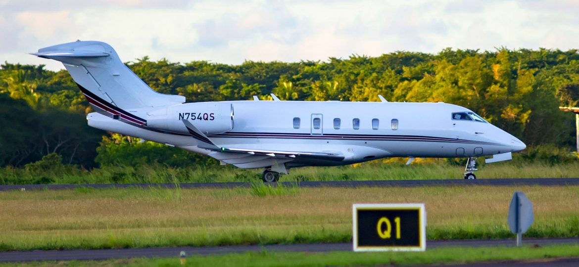 Challenger 350 NetJets N754QS