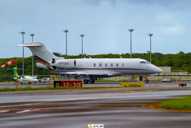 BD-100-1A10 NetJets N792QS