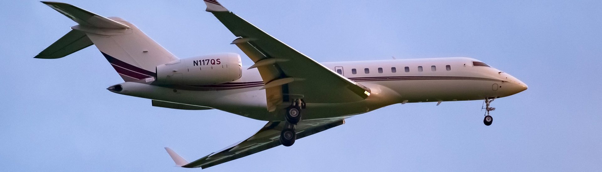 Global 5000 NetJets N117QS