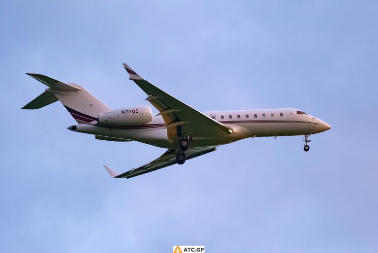 BD-700-1A11 NetJets N117QS