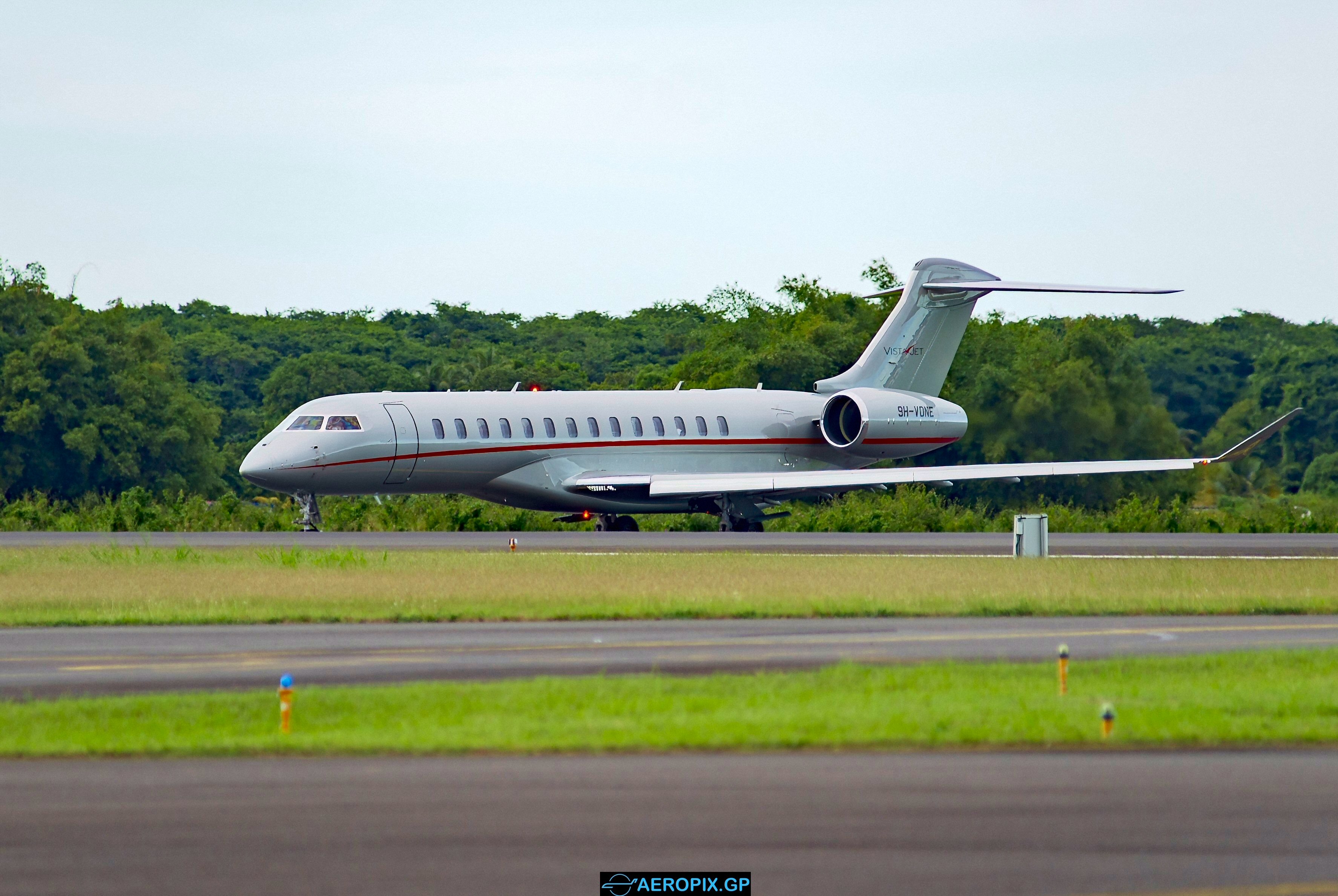 Global 7500 VistaJet 9H-VONE