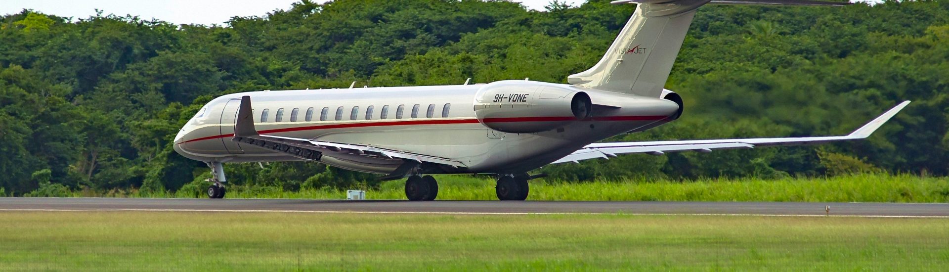 Global 7500 VistaJet 9H-VONE