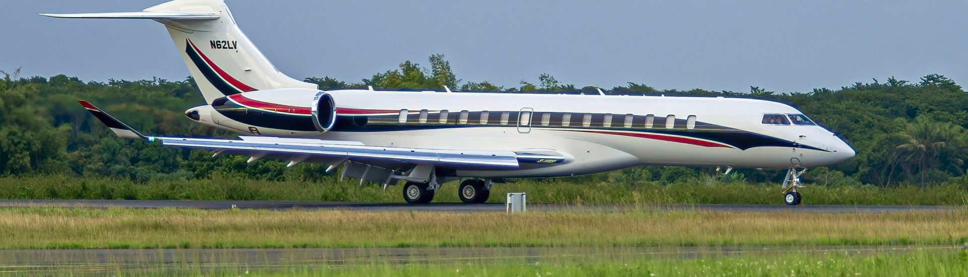 Global 7500 N62LV