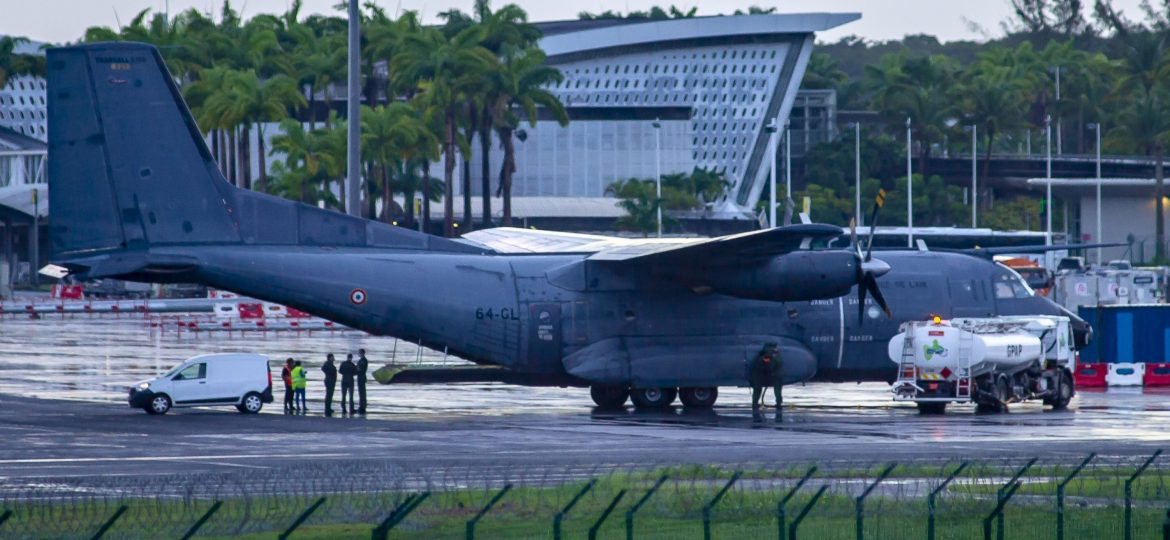 C-160R Armée de l'Air 64-GL