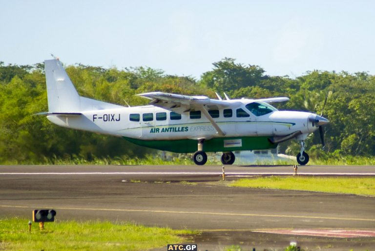 Cessna 208B Air Antilles F-OIXJ