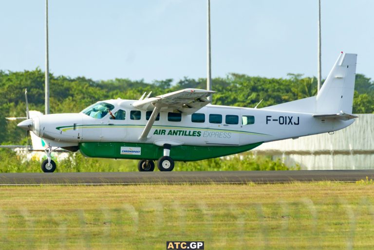 Cessna 208B Air Antilles F-OIXJ