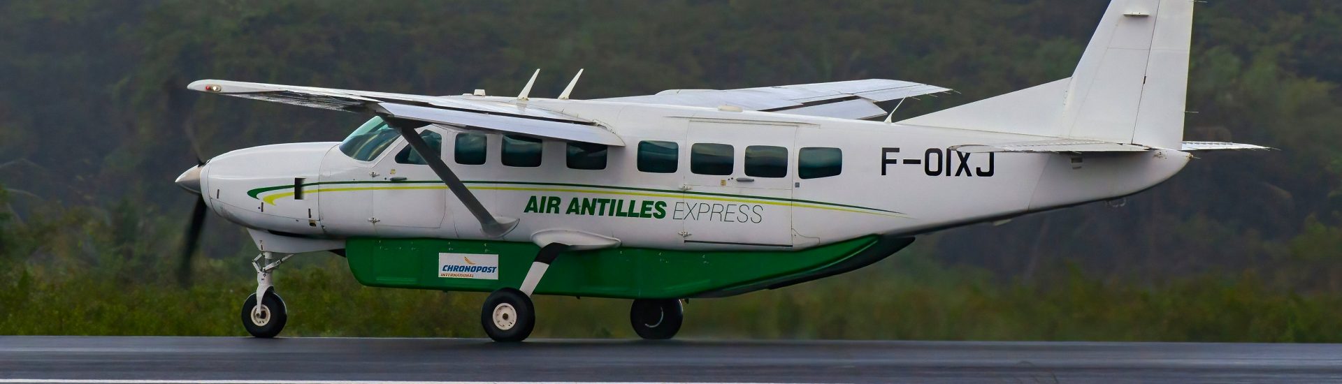 Cessna 208B Air Antilles F-OIXJ