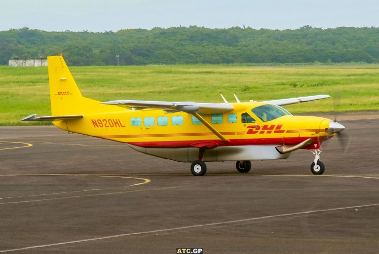 Cessna 208B DHL N920HL