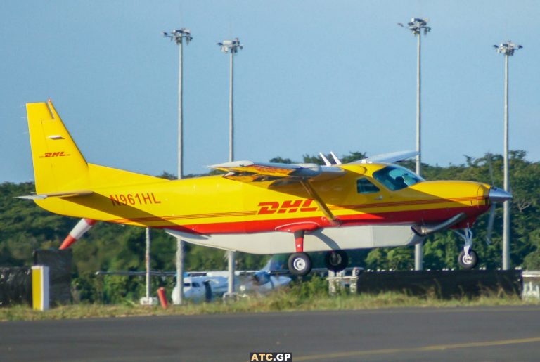 Cessna 208B DHL N961HL